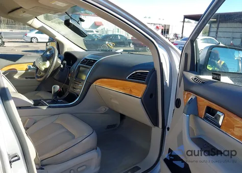 2011 Lincoln Mkx z USA, uszkodzony, nr VIN 2LMDJ6JK0BBJ03583